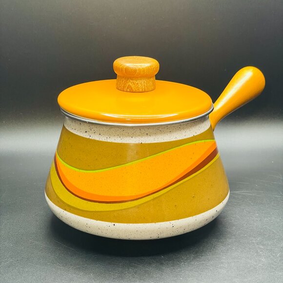 70s Kaki Green Orange Waves Enamel Fondue Pot with Lid Vintage Saucepan - Picture 1 of 10
